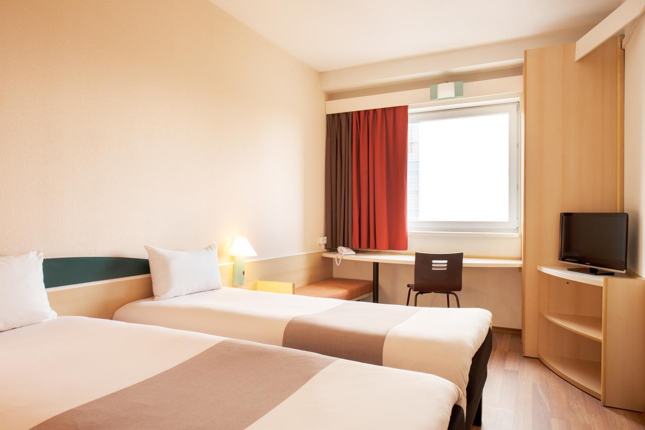 Ibis Centrum 2*