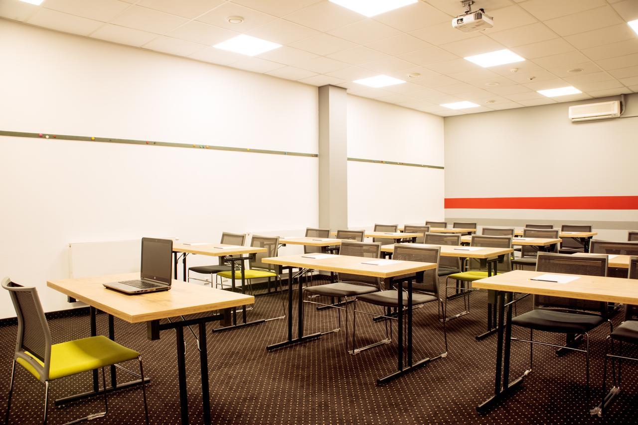 Ibis Centrum 2*